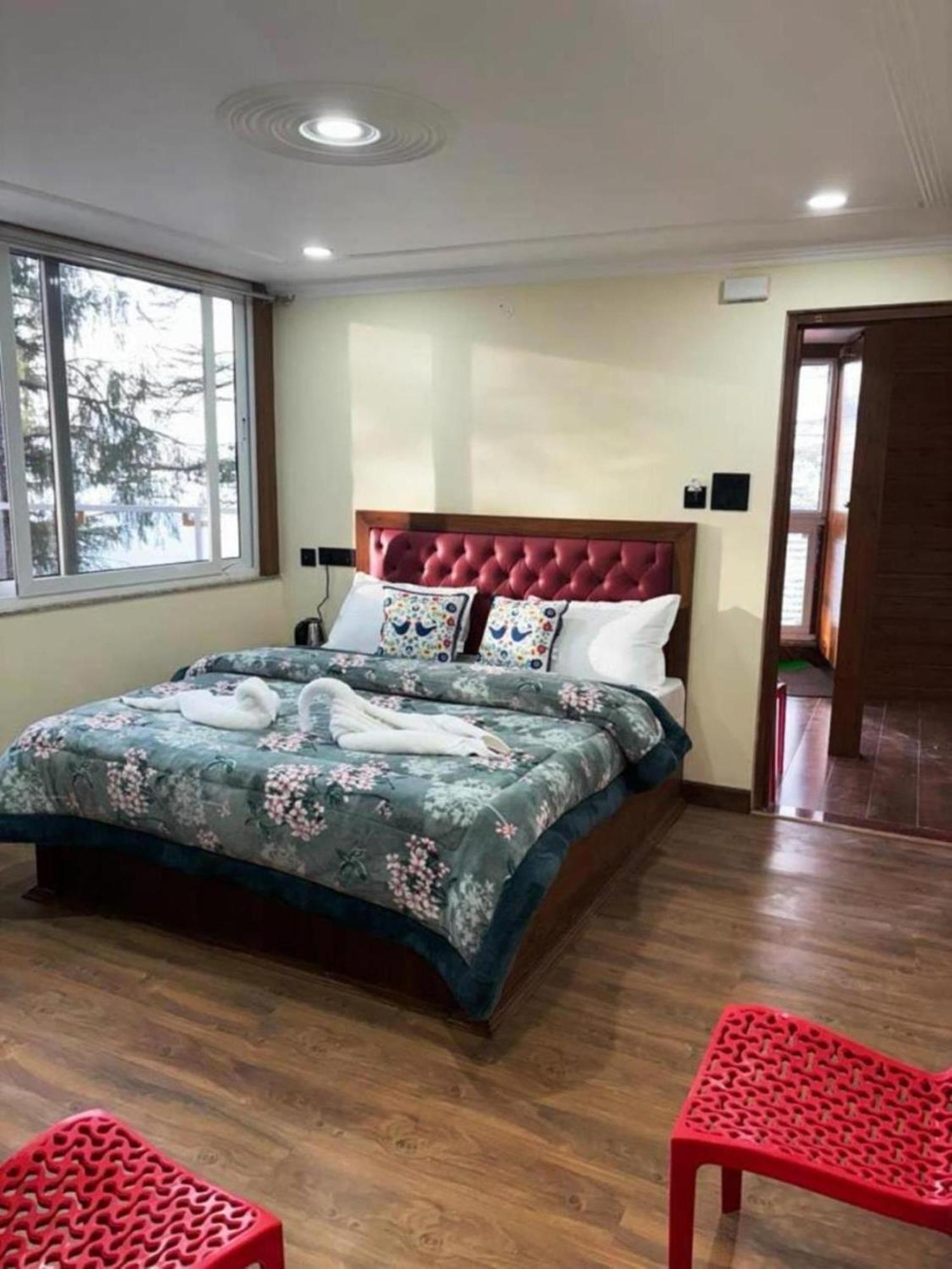 Hotel Jakhu Heights Shimla Exterior foto